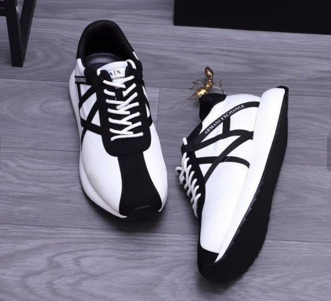 Sepatu Armani