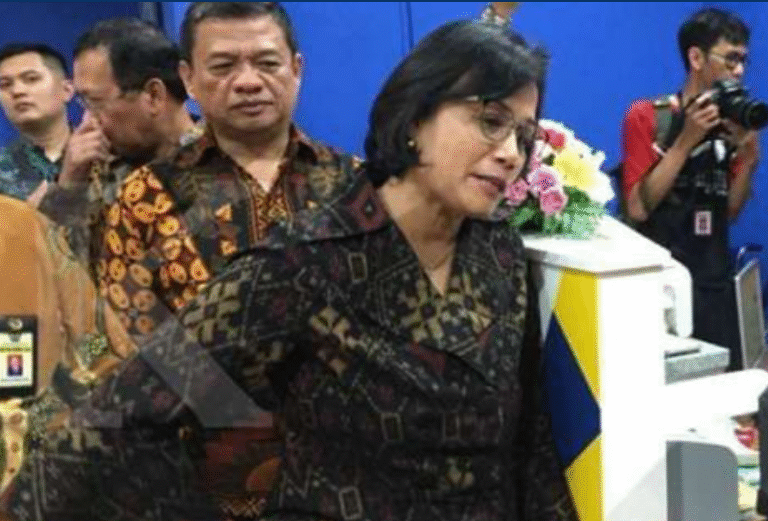 Sri Mulyani Tarik Aturan Pajak E‑Commerce dan Siapkan Regulasi Baru